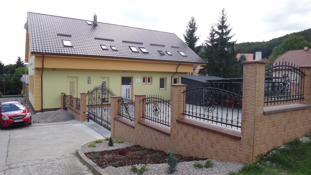 Penzion Melodia Kányahegy Kültér fotó